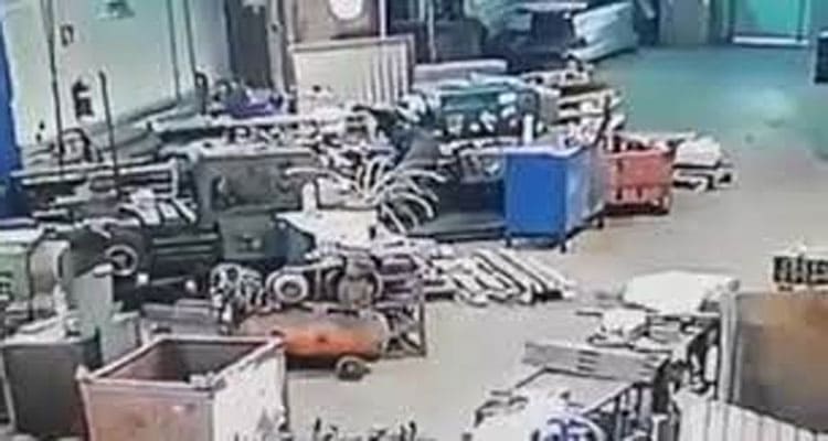 Latest News Lathe Machine Incident Full Video